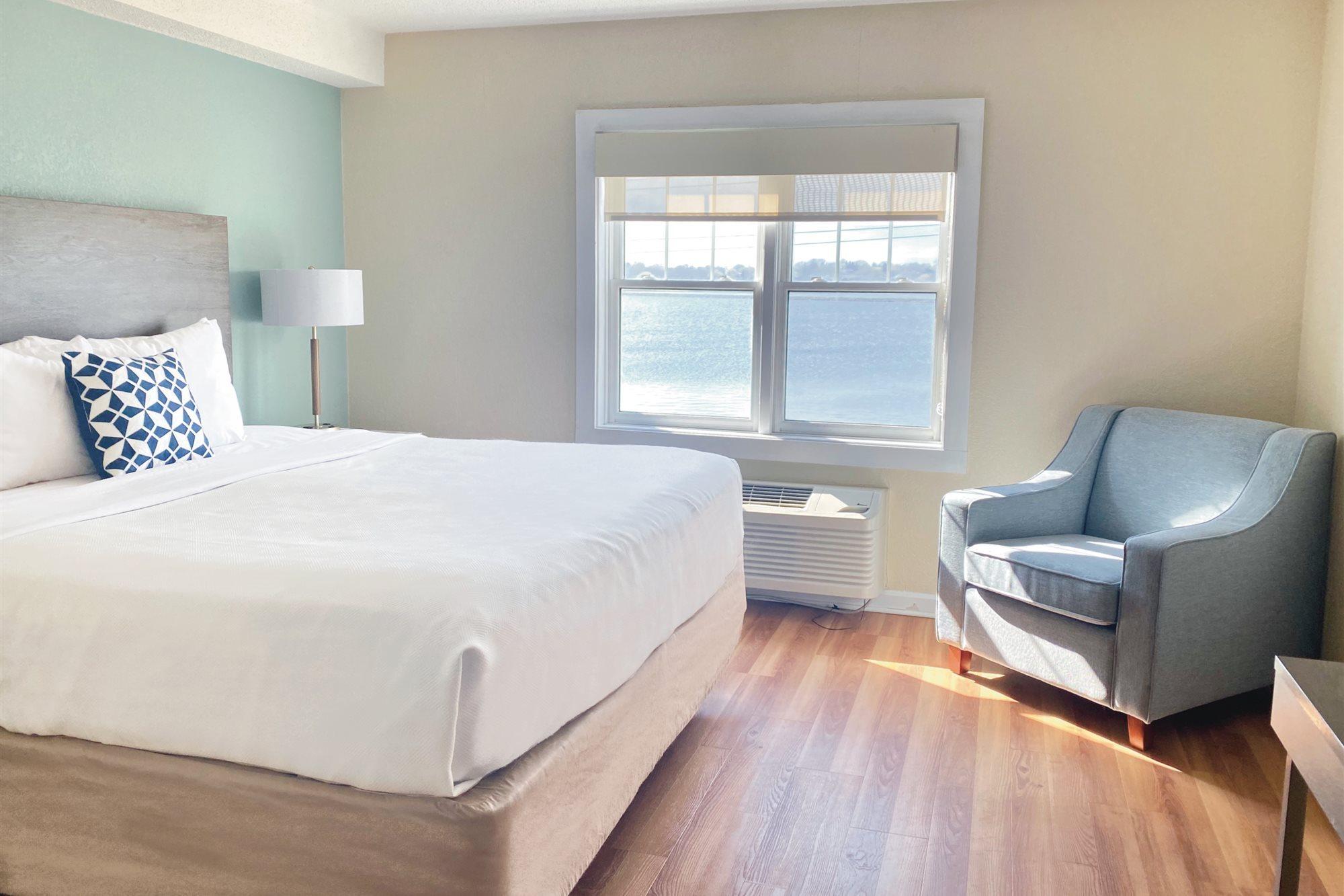 Comfort Inn At Newport Beach Мидлтаун Экстерьер фото