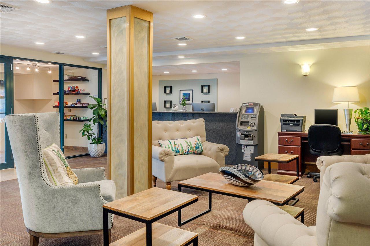 Comfort Inn At Newport Beach Мидлтаун Экстерьер фото