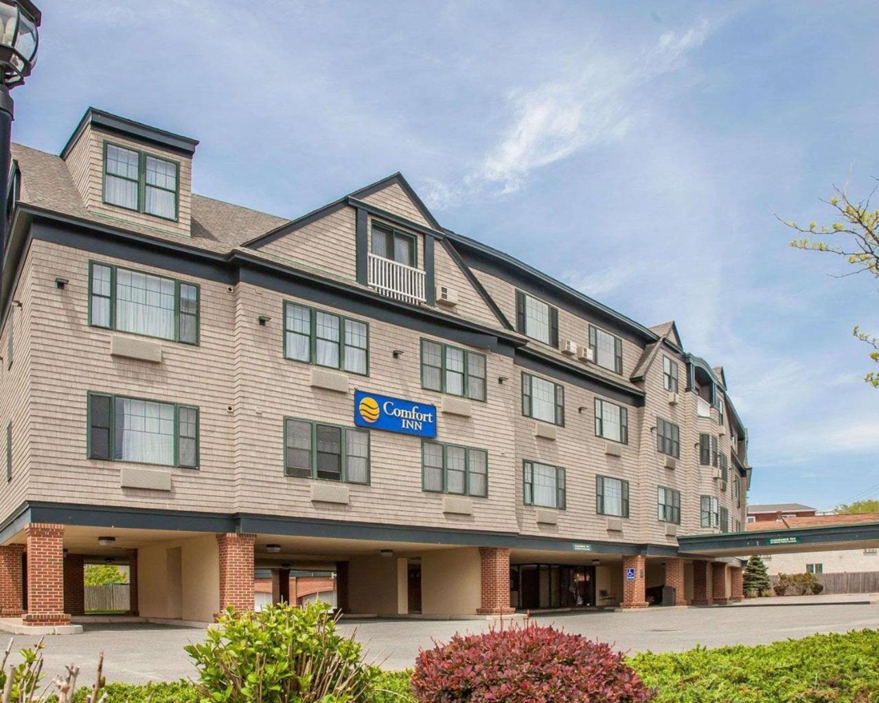 Comfort Inn At Newport Beach Мидлтаун Экстерьер фото