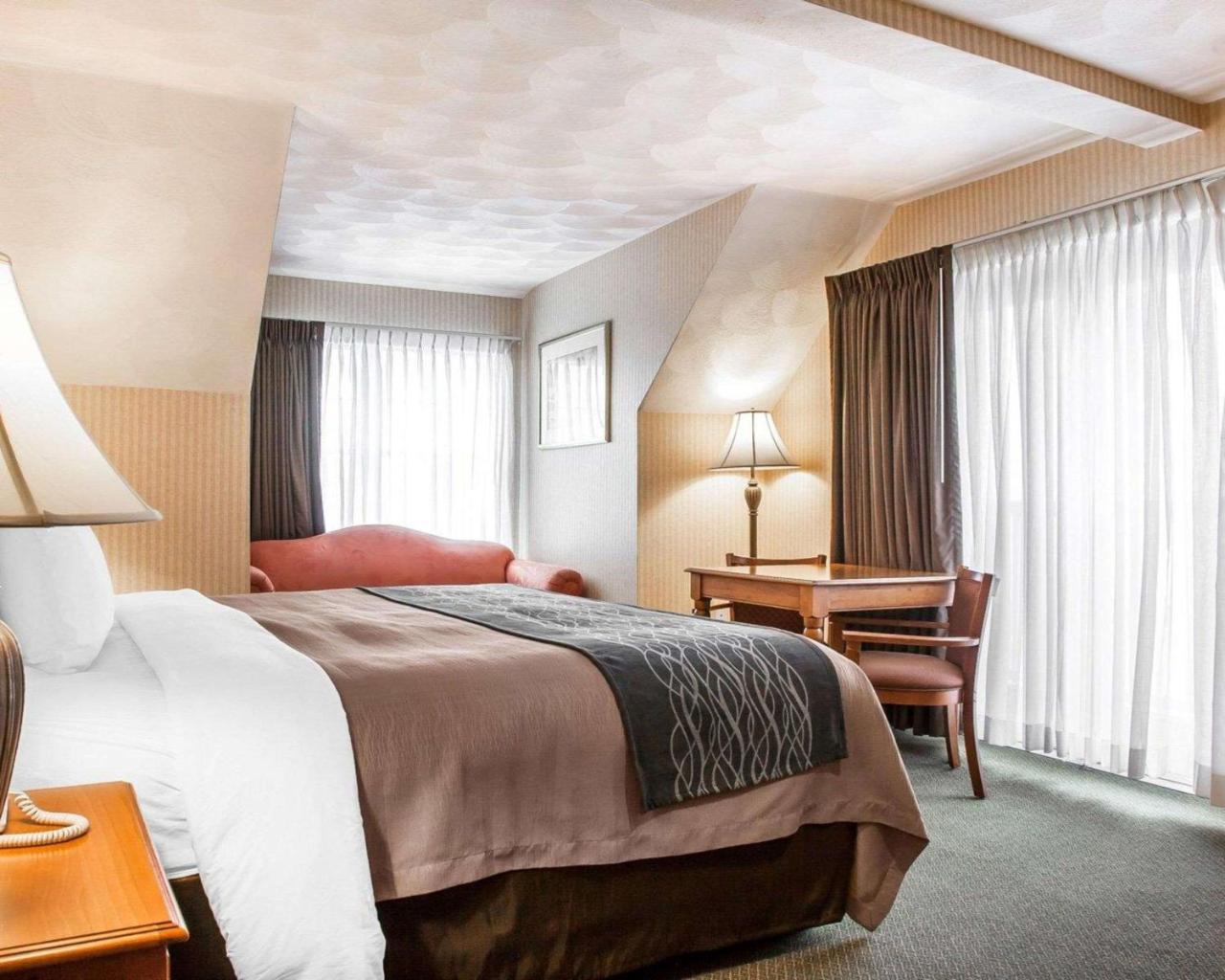 Comfort Inn At Newport Beach Мидлтаун Экстерьер фото